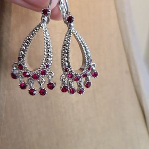 Elegant earrings